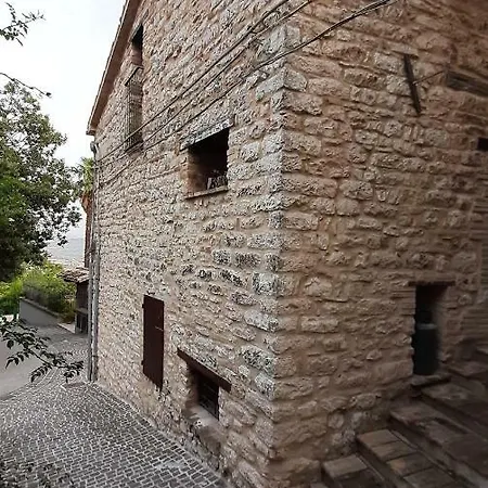La Pietra Dei Borgia Apartment Serrapetrona