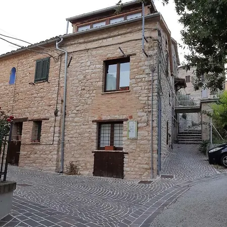 La Pietra Dei Borgia Apartment *